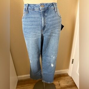 Ava & Viv Light Blue Cropped Jeans